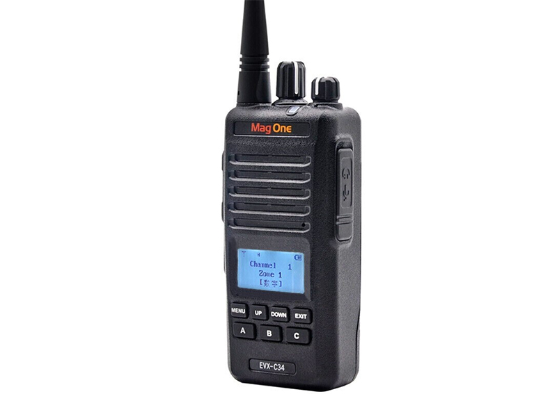 MAG ONE EVX-C34 數字便攜式對講機